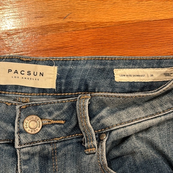 Pacsun low rise skinny jeans - Picture 2 of 4